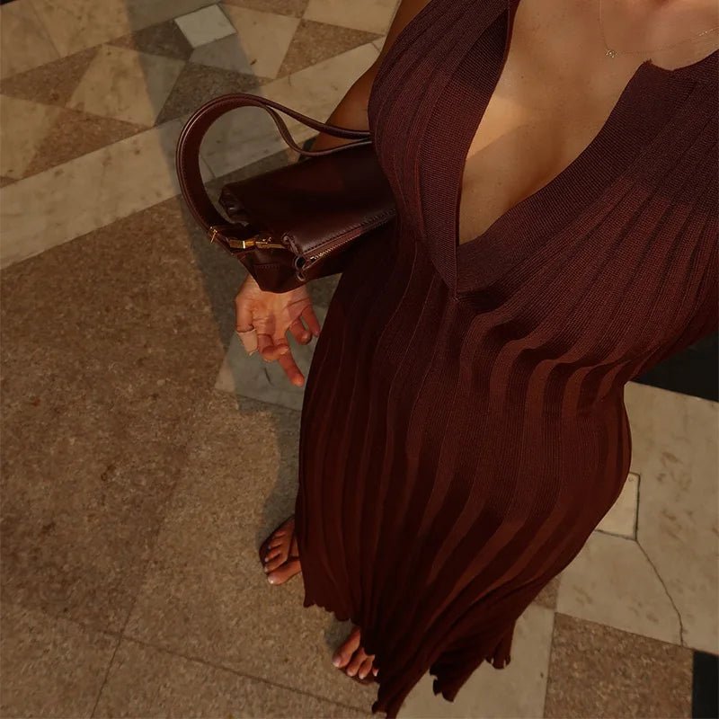 SOERA Lise Sleeveless Knitted Pleated Maxi Dress - Dress - Brown M