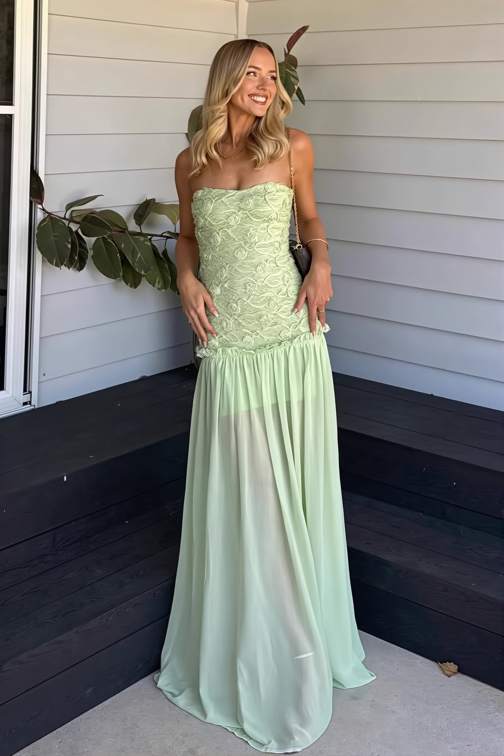 Victoria stropløs blonder blomster-maxikjole
