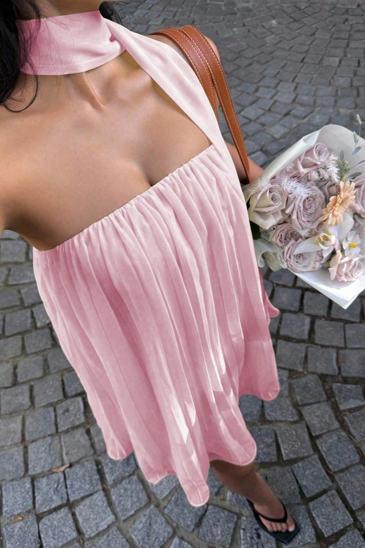 Aliya rynket bandeau mini-kjole