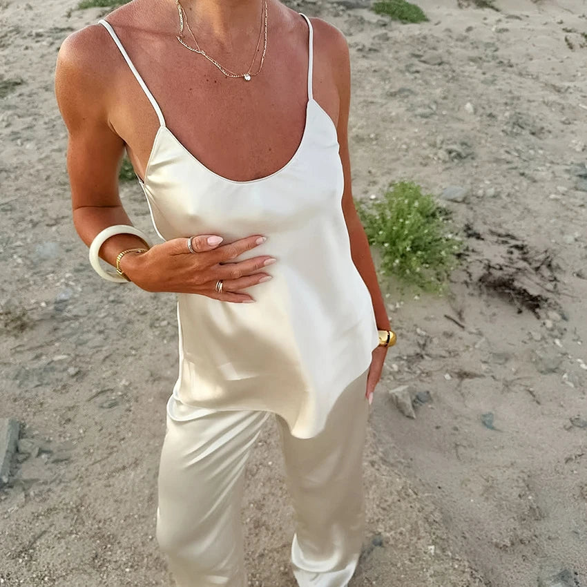 Bianca sæt i satin, to dele