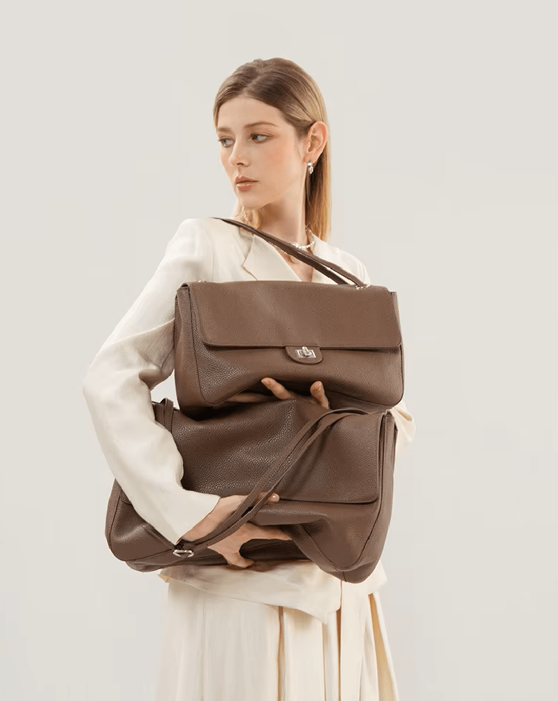 SOERA Miriam Crossbody Leather Shopper Bag - Bag -  Small: 32x9x22cm Burgundy