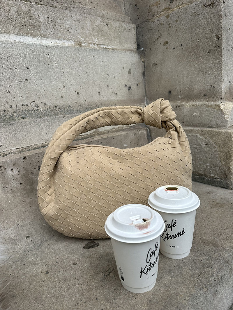 SOERA Woven bag medium suede - Handbags - DBAD2-WK285003 Coffee
