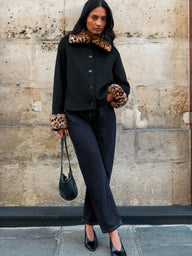 Anne leopard faux-fur kantet knappet jakke