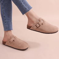 Minerva slip-in sandaler med justerbart spænde